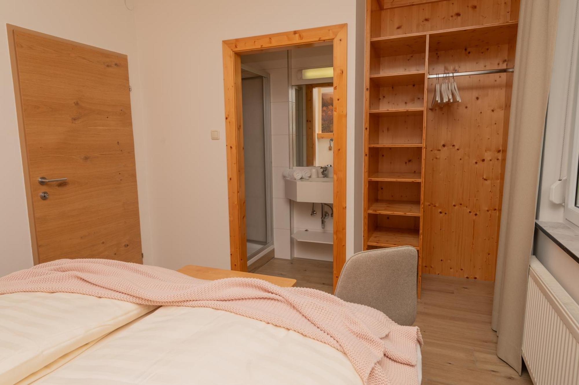 Ferienparadies Truppe Velden am Wörthersee Room photo